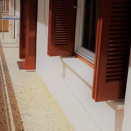 Ellis Apartments , Amperia , Crete Χανιά Εξωτερικό φωτογραφία